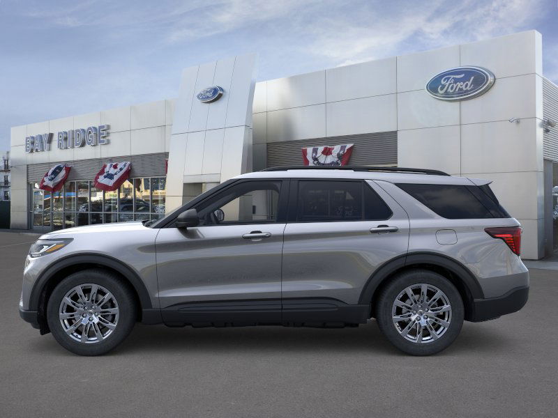 2026 Ford Explorer photo 4