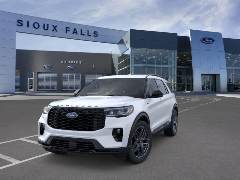 2025 Ford Explorer ST-Line photo 2