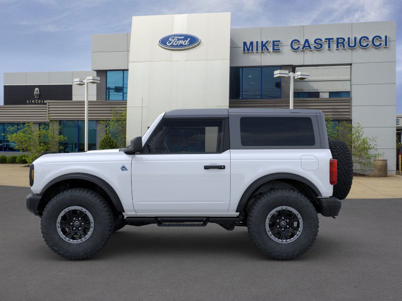 2024 Ford Bronco Black Diamond photo 3