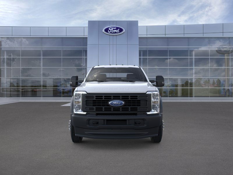 2025 Ford F-550 Super Duty Chassis Cab XL - Photo 29