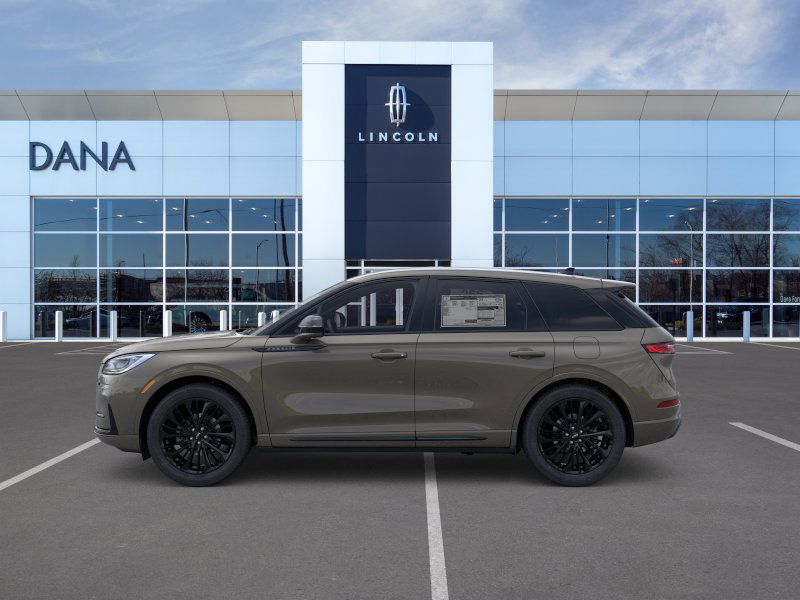 2025 Lincoln Corsair Premiere photo 3