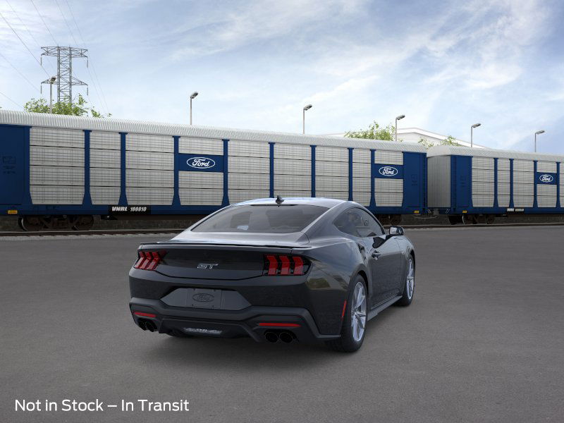 2025 Ford Mustang  8