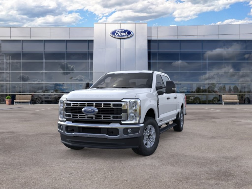 New 2026 Ford F-350 F-350 XLT Truck Crew Cab
