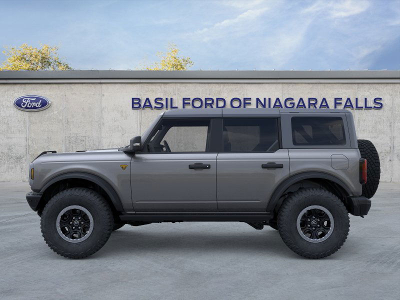 2025 Ford Bronco Badlands photo 3