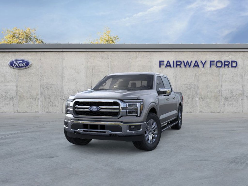 New 2025 Ford F-150 Lariat 4WD SuperCrew 5.5 Box