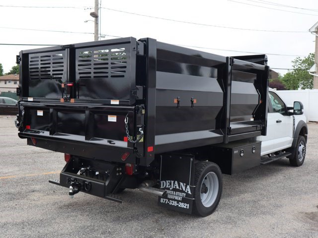 2025 Ford F-550 Super Duty Chassis Cab XL - Photo 30