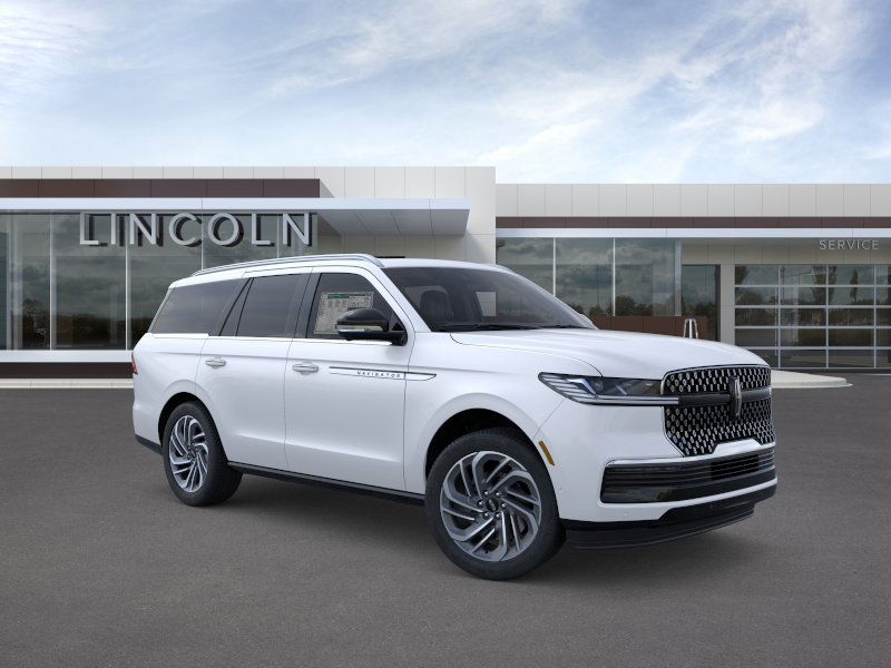 2026 Lincoln Navigator Reserve's photo