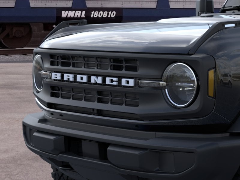 2026 Ford Bronco Base SUV