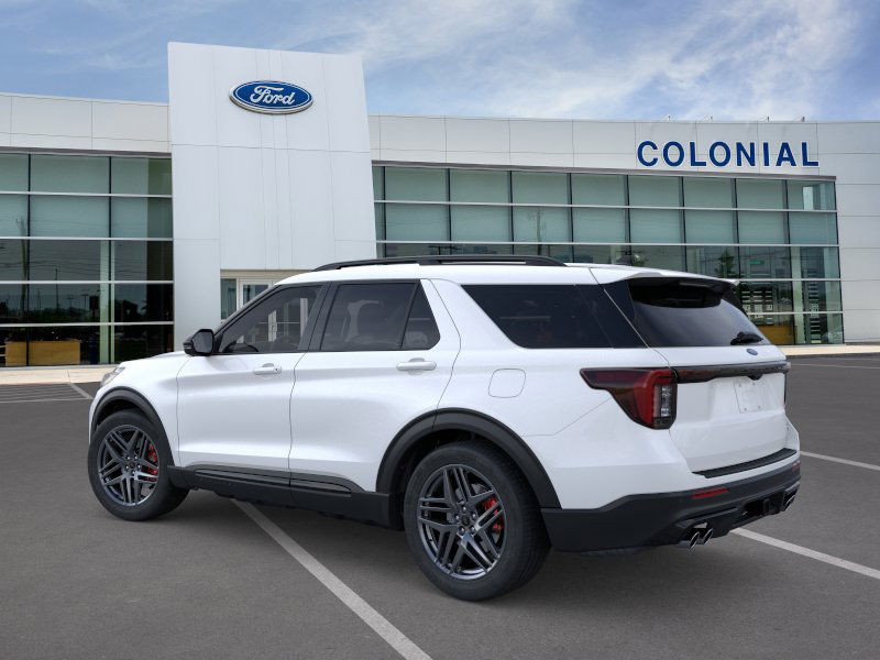 2025 Ford Explorer ST photo 4