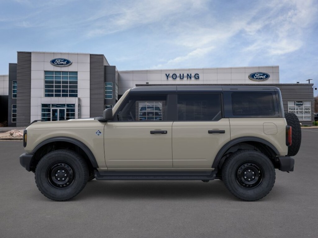 New 2026 Ford Bronco Outer Banks SUV
