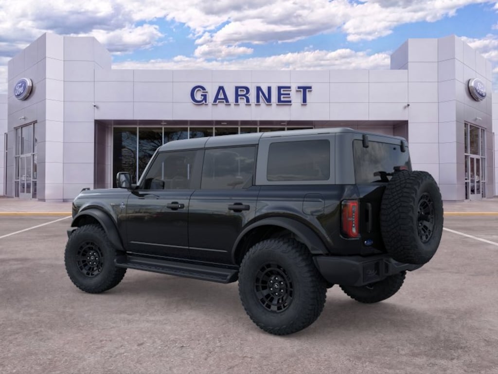 New 2026 Ford Bronco Outer Banks SUV