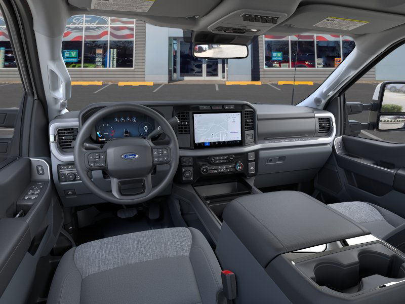 2024 Ford F-350 Super Duty XLT - Photo 9