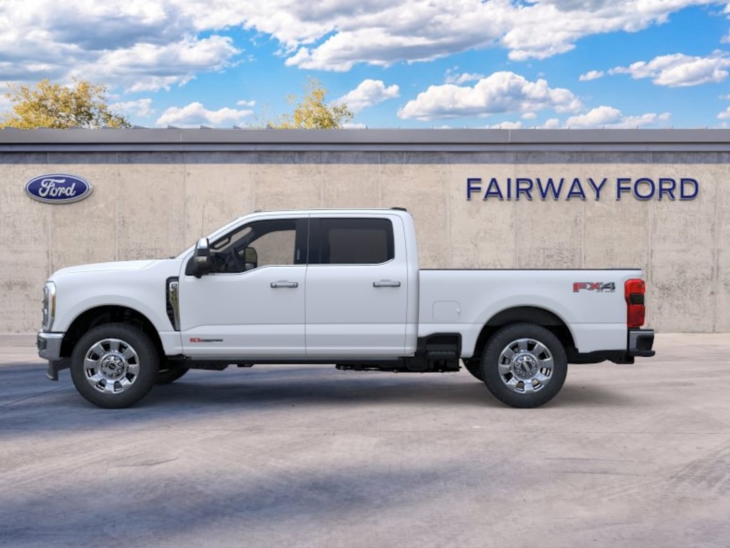 New 2026 Ford Super Duty F-350 SRW LARIAT LARIAT 4WD Crew Cab 6.75 Box
