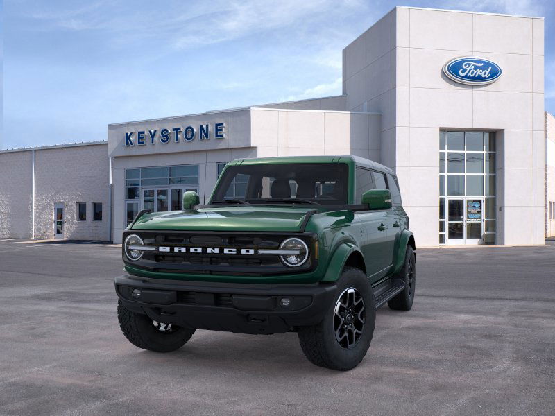 2025 Ford Bronco Outer Banks photo 2