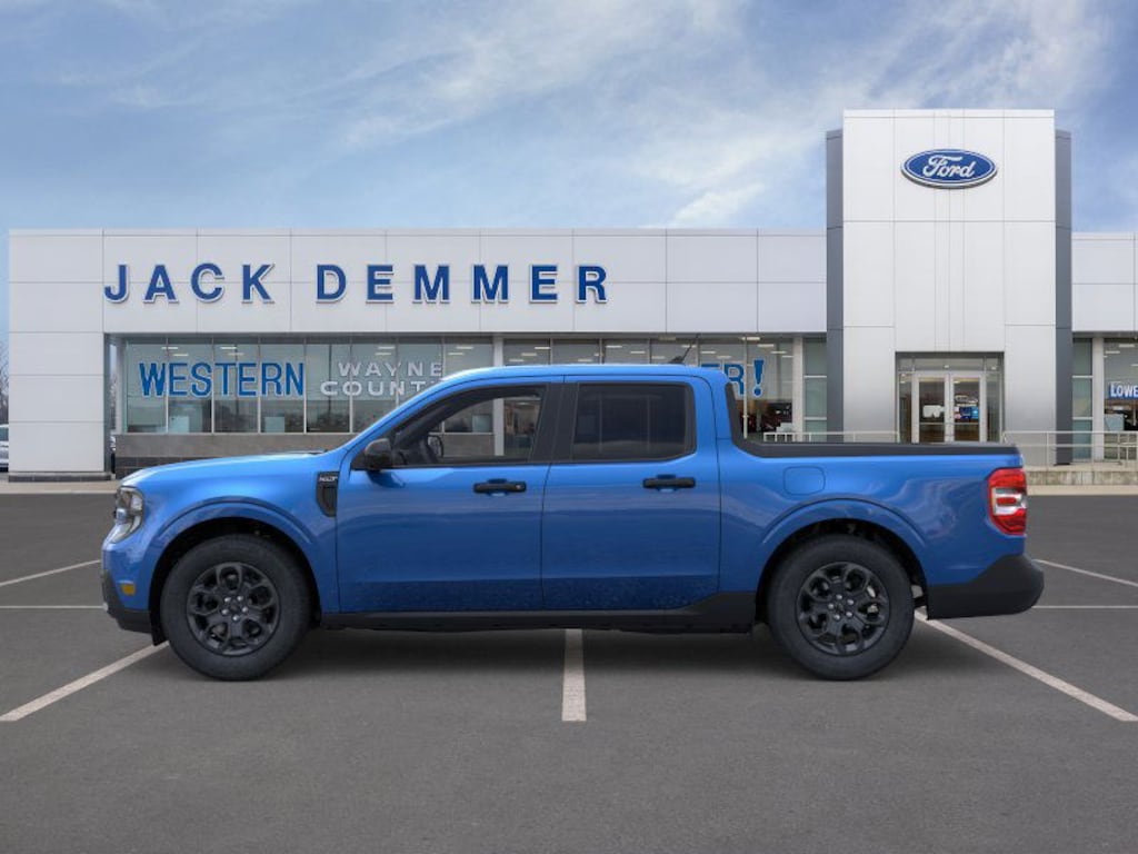 New 2025 Ford Maverick XLT TRUCK
