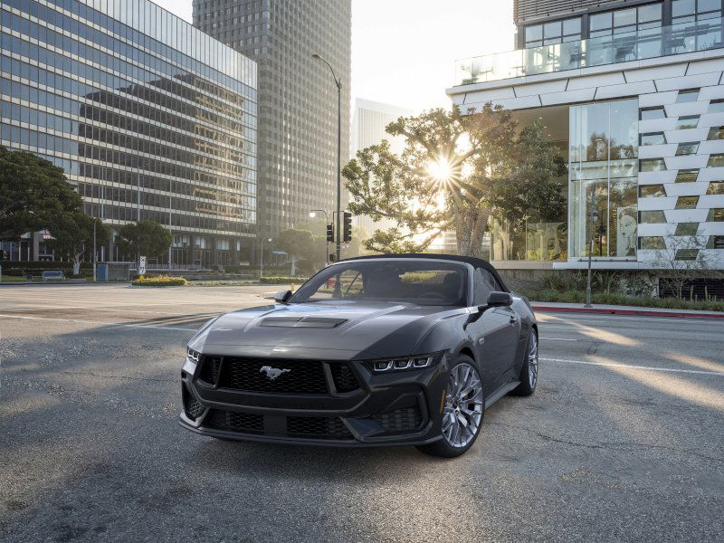 2025 Ford Mustang GT Premium Convertible - Photo 13