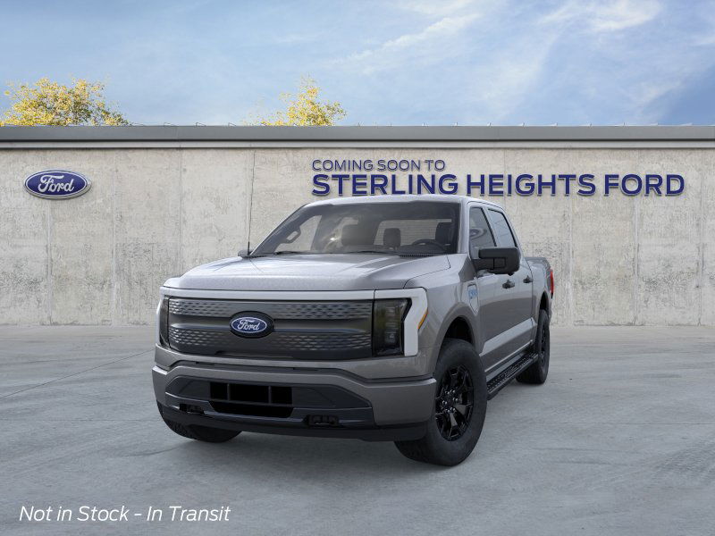 2025 Ford F-150 Lightning XLT photo 2