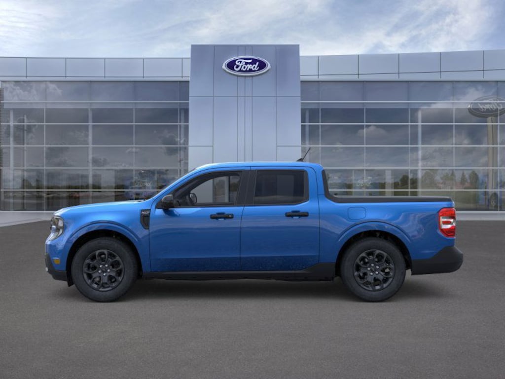 New 2025 Ford Maverick XLT Truck