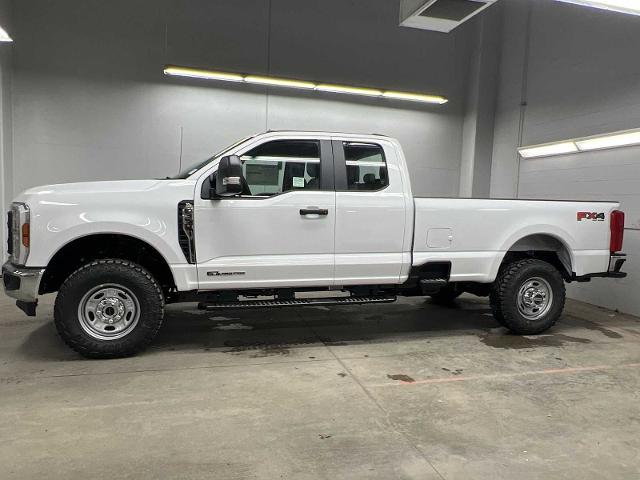 Thumbnail: 2025 Ford Econoline - 32