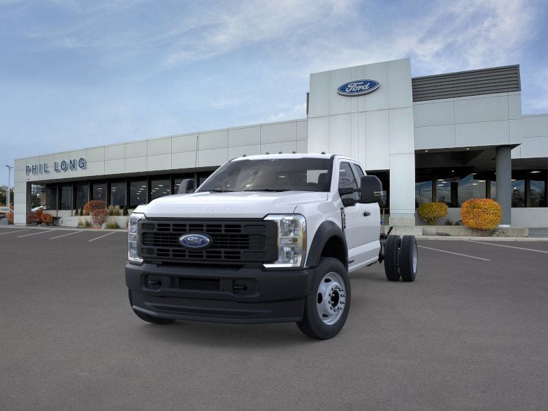 2025 Ford F-550 Super Duty Chassis Cab XL - Photo 25