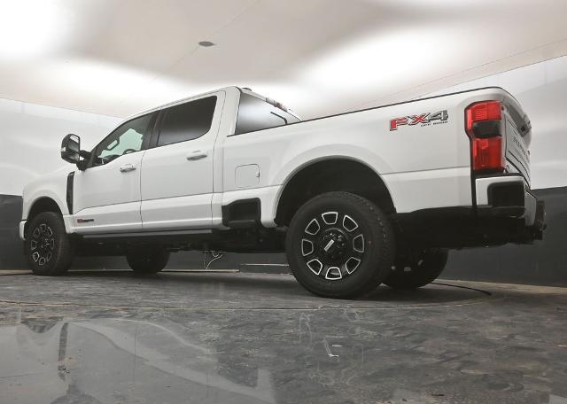 2025 Ford F-250 Super Duty Platinum - Photo 72