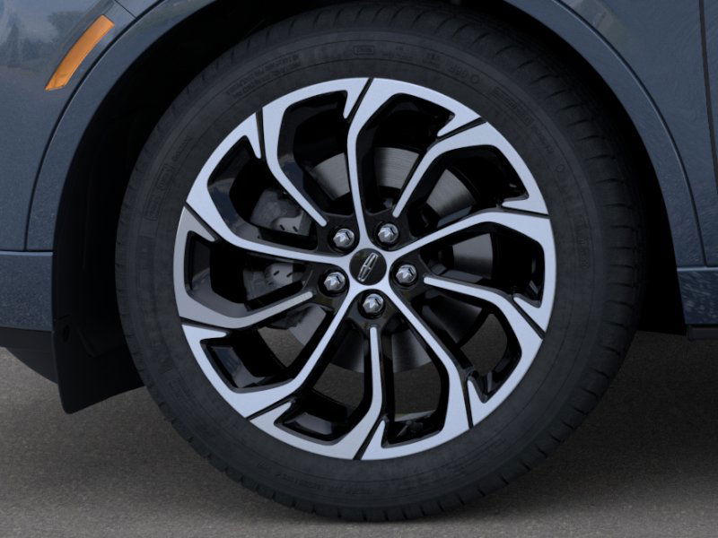 Thumbnail: 2026 Lincoln Nautilus - 48