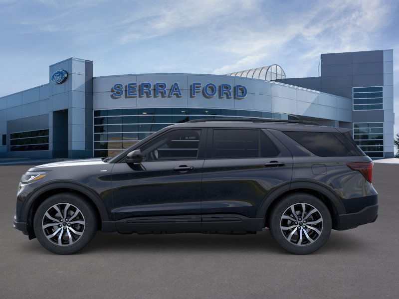 2025 Ford Explorer ST-Line photo 3