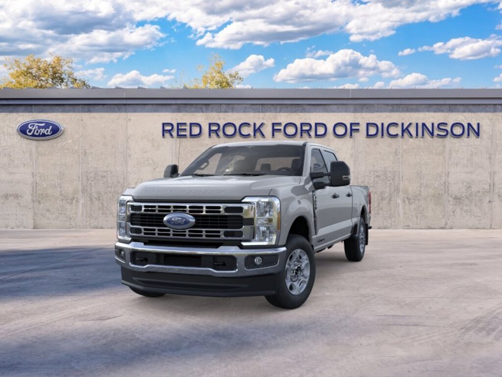 New 2026 Ford F-250 XLT Truck Crew Cab