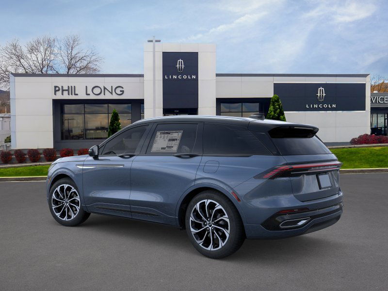 2025 Lincoln Nautilus Reserve photo 4