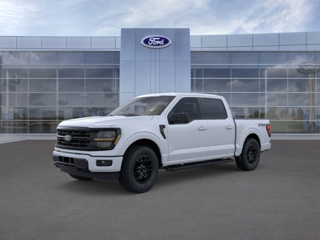 New 2025 Ford F-150 XLT Truck SuperCrew Cab