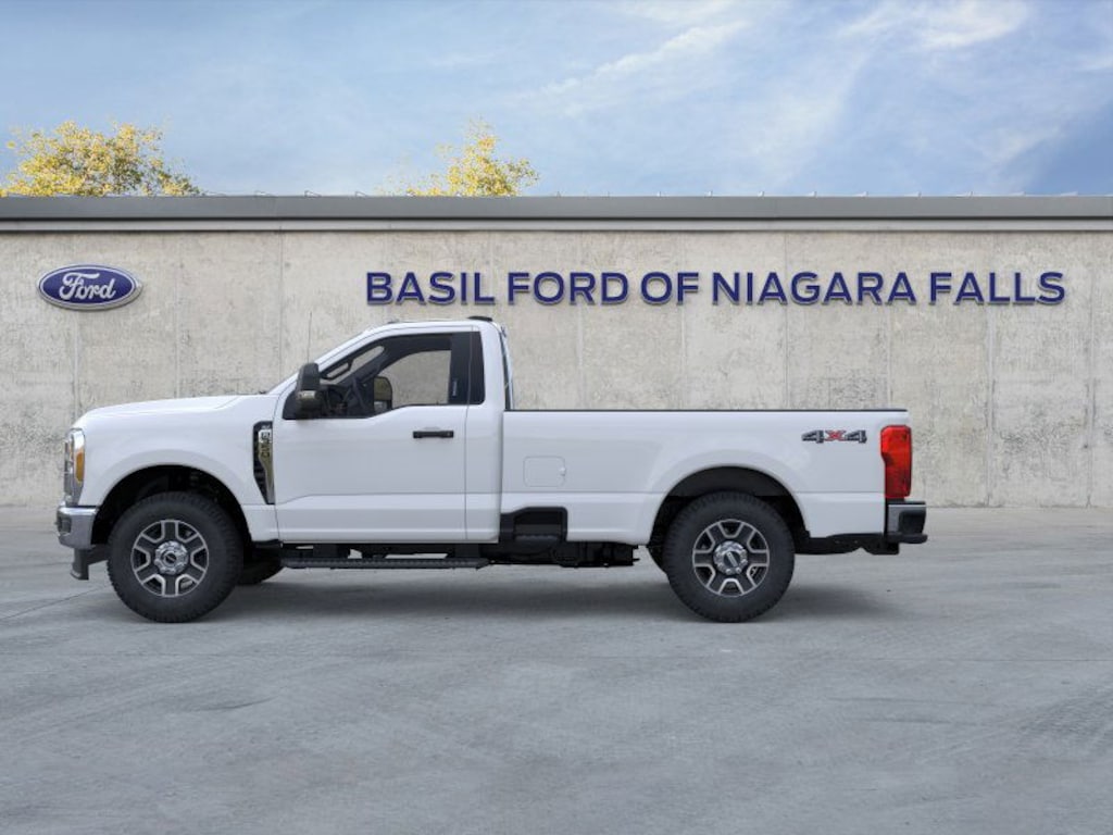 New 2025 Ford Super Duty F-350 SRW XLT 4WD Reg Cab 8 Box 4WD Reg Cab 8 Box