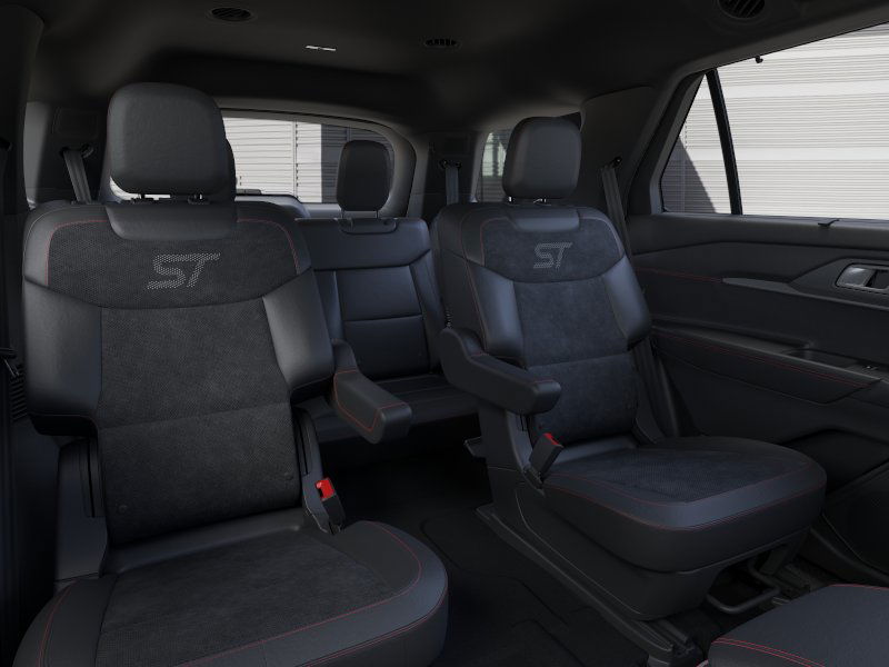 2025 Ford Explorer ST 34