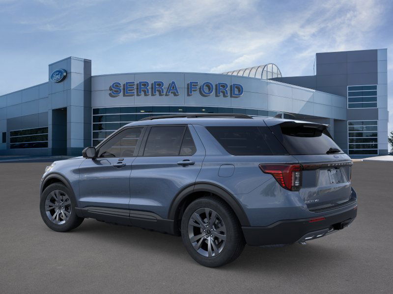 2026 Ford Explorer photo 3