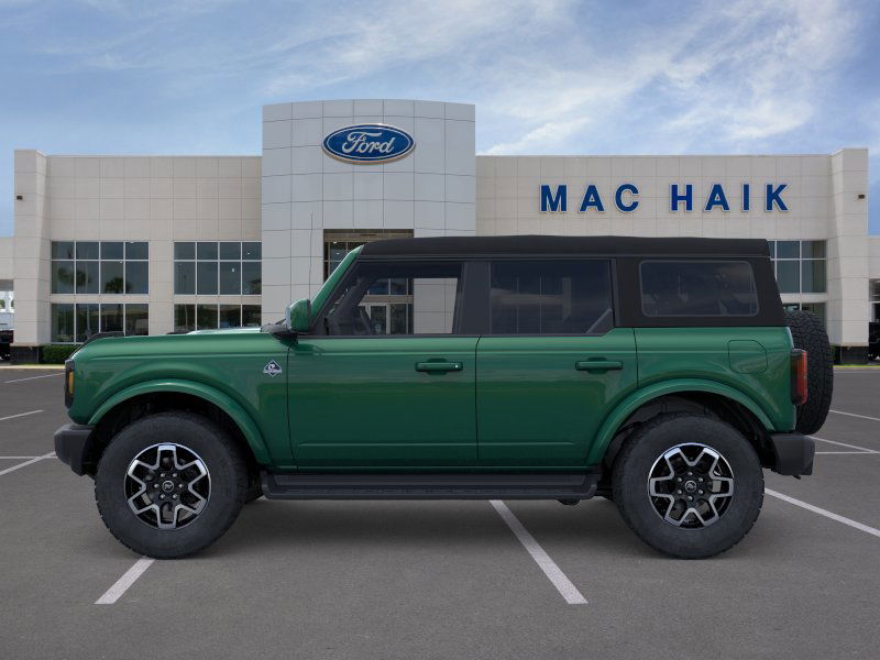 2025 Ford Bronco Outer Banks photo 3