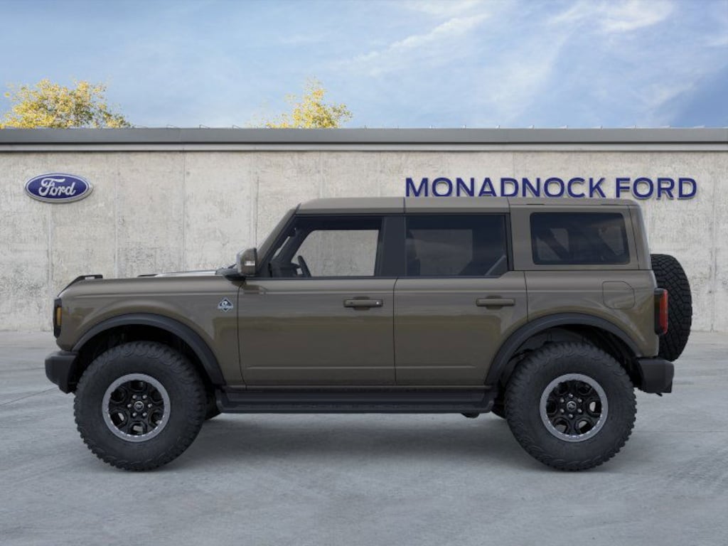New 2025 Ford Bronco Outer Banks SUV