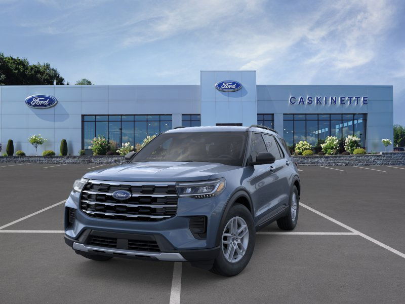2026 Ford Explorer photo 2