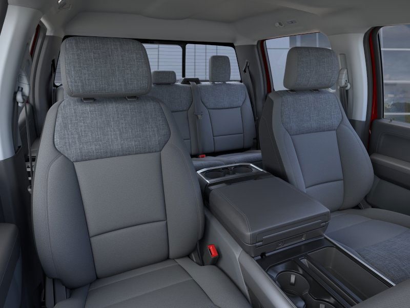 2025 Ford F-150 XLT photo 13