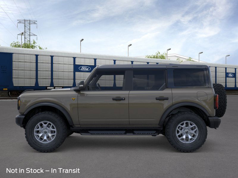 2025 Ford Bronco Badlands photo 3