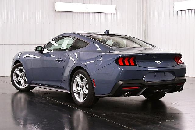 2026 Ford Mustang EcoBoost Fastback - Photo 35