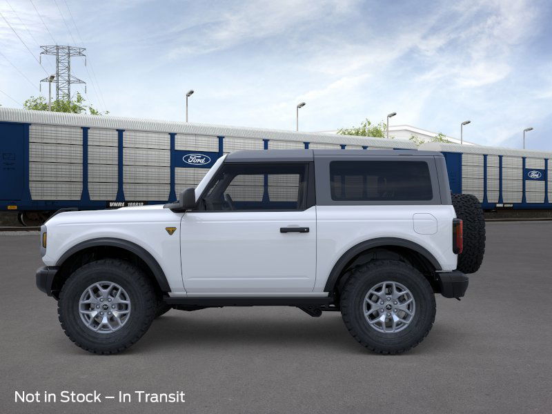 2025 Ford Bronco Badlands photo 3