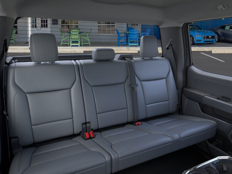 2025 Ford F-150 Lightning Flash photo 33