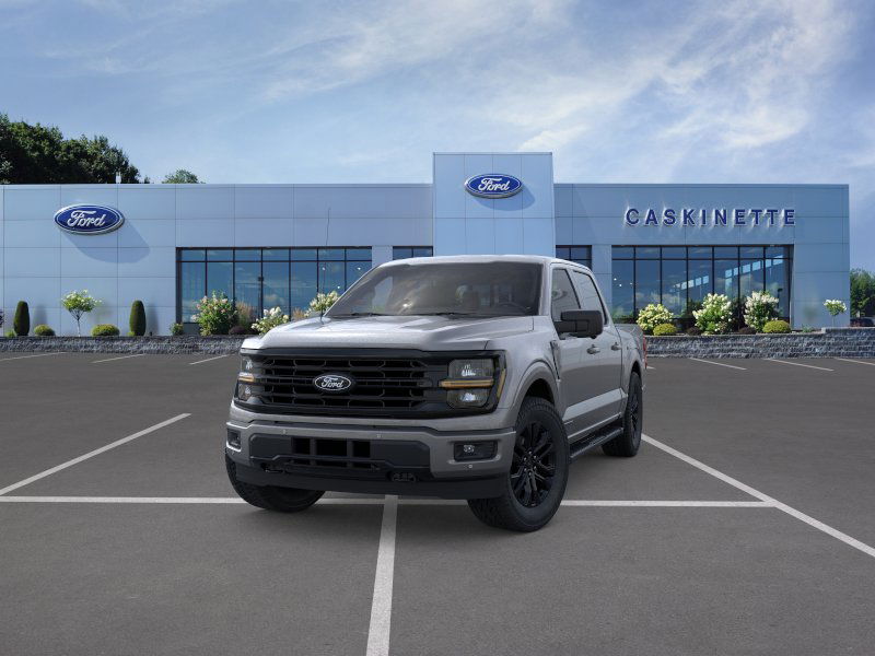 2025 Ford F-150 XLT photo 2