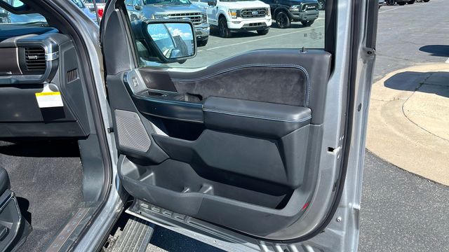 2025 Ford F-150 Platinum - Photo 55