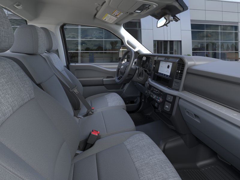 2025 Ford F-350 Super Duty XLT - Photo 11