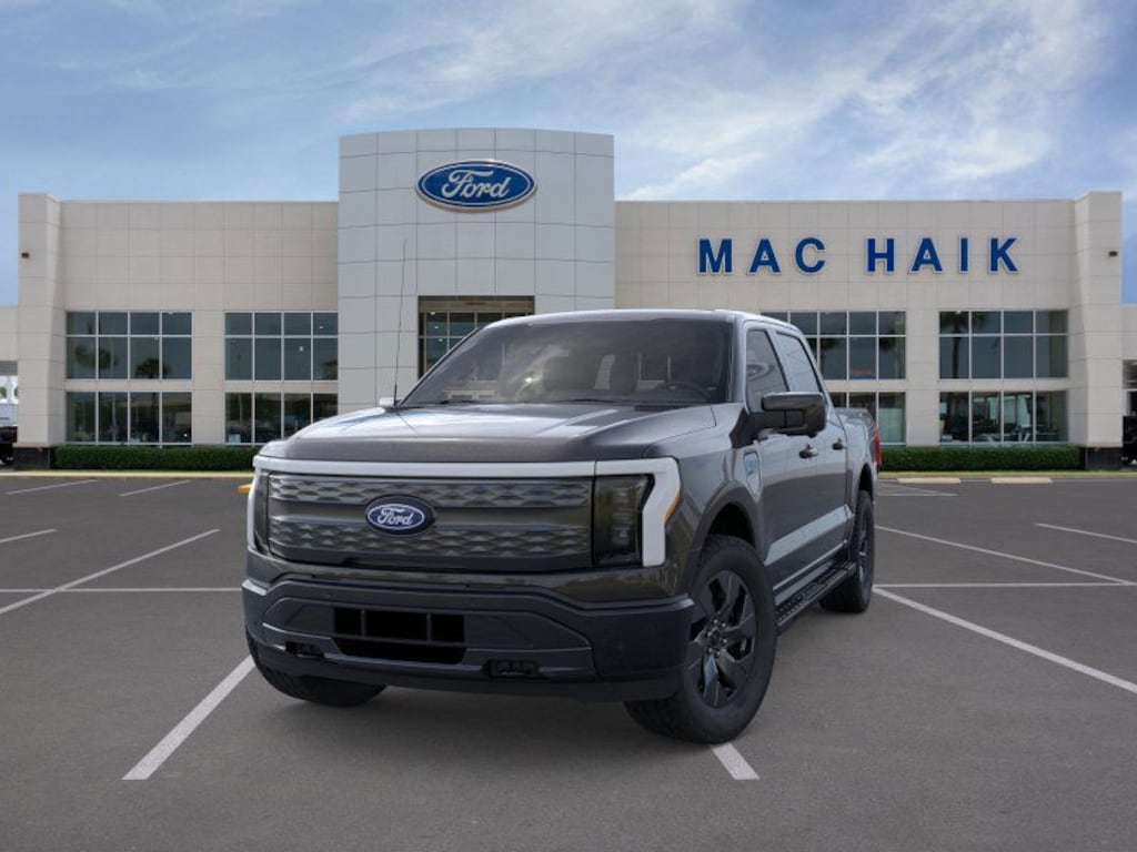 New 2025 Ford F-150 Lightning Lariat TRUCK