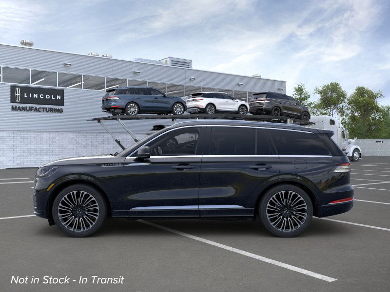 2025 Lincoln Aviator Black Label photo 3