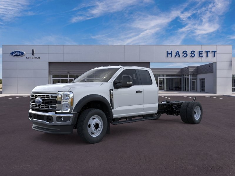 2025 Ford F-550 Super Duty Chassis Cab XL - Photo 26
