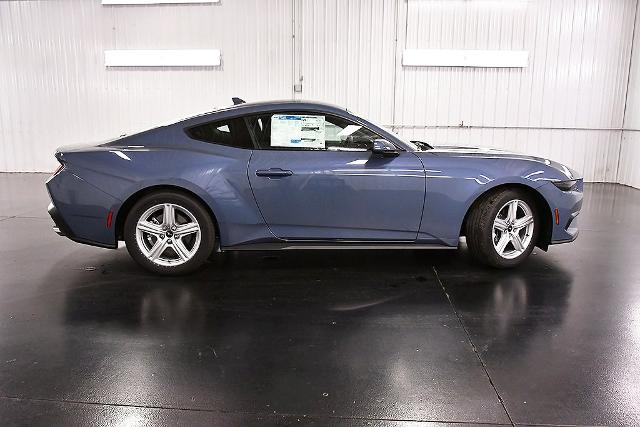 2026 Ford Mustang EcoBoost Fastback - Photo 38