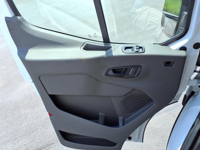 2025 Ford Transit Van Base - Photo 18
