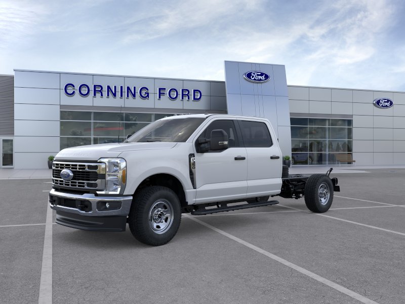 2026 Ford F-350 XL 4x4 Crew Cab 179-In SRW's photo